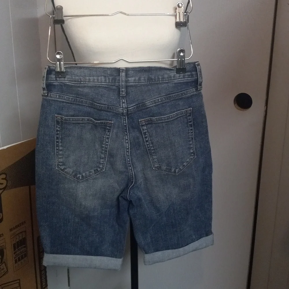 Banana republic shorts - Picture 3 of 5